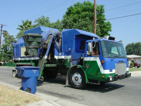 Efficient junk removal services being performed